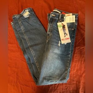NWT Celebrity Pink Jeans